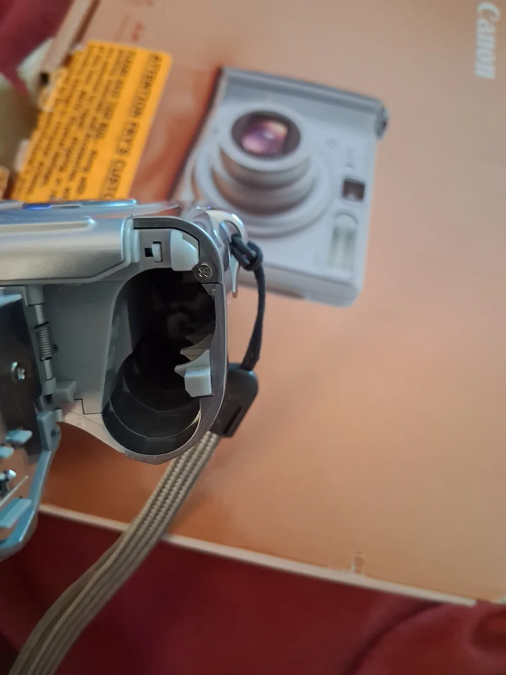 Canon compact point